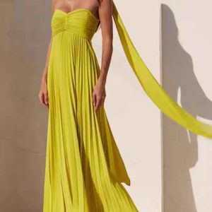 Schlicht-elegantes Bandeaukleid mit Falten und Schleife